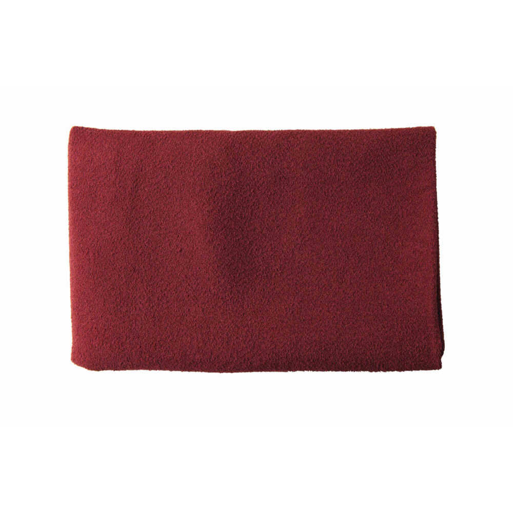 550512-BERRY_TRAVELMICROTOWEL_EARTHSEASKY